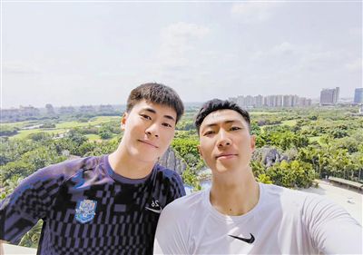 扶她黄h全肉动漫futa